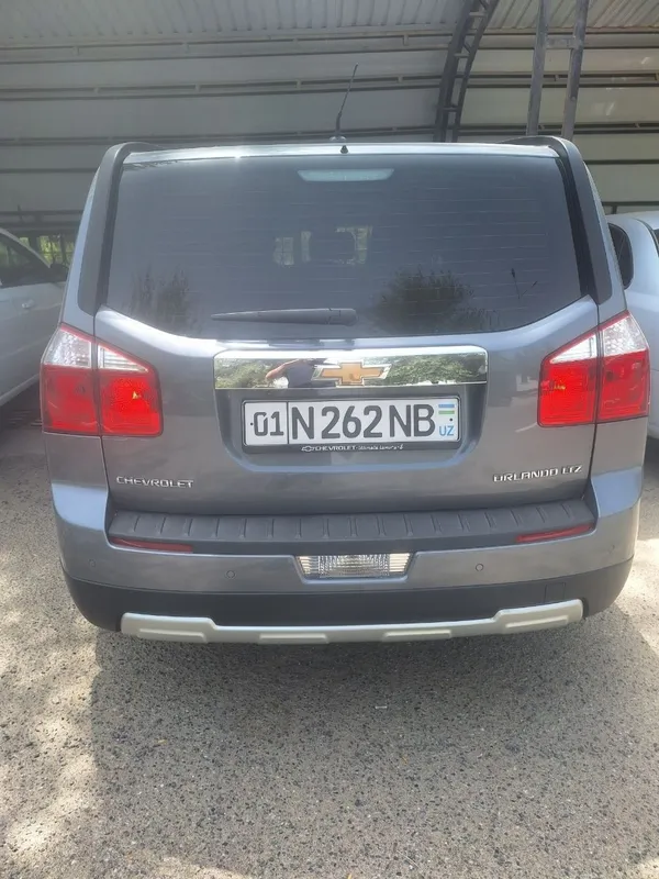 Chevrolet Orlando, kulrang, model - 2017, salondan chiqqan - 2018. 2 Chevrolet Orlando, kulrang, model - 2017, salondan chiqqan - 2018. 2