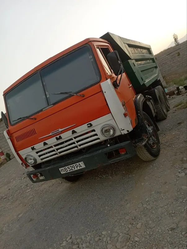 Kamaz sotiladi yili 1985 balonlari orqa 70 80% qogan maʼlumot telda Kamaz sotiladi yili 1985 balonlari orqa 70 80% qogan maʼlumot telda