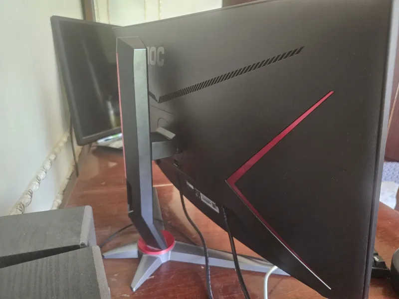 Монитор AOC 27 240 Hz 2