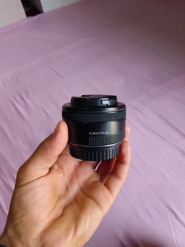 Canon EF 50mm f/1.8 STM — фото 1