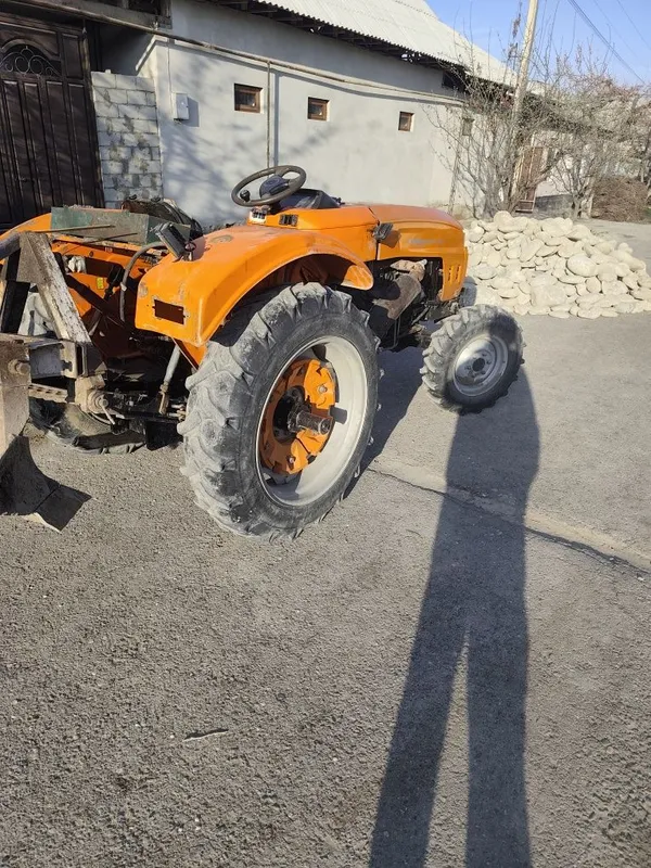 Mini traktor chimgan 404 sotiladi 2 Mini traktor chimgan 404 sotiladi 2