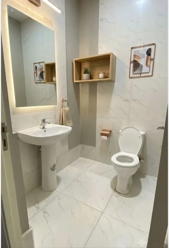 Arenda kvartira novastroyka Oq tepa sohil boyi 2 xona xamma sharoit 3
