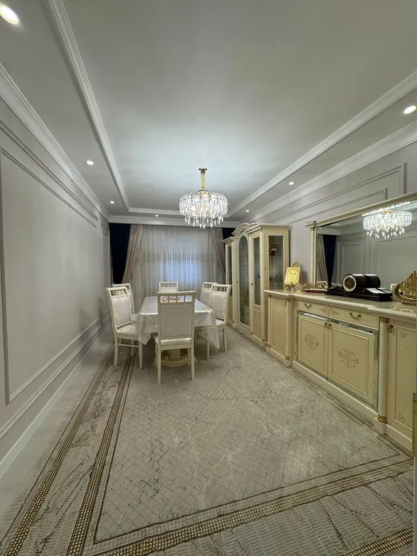 Продаётся 4-комнатная квартира, 100 м², 2/9, евро ремонт 2