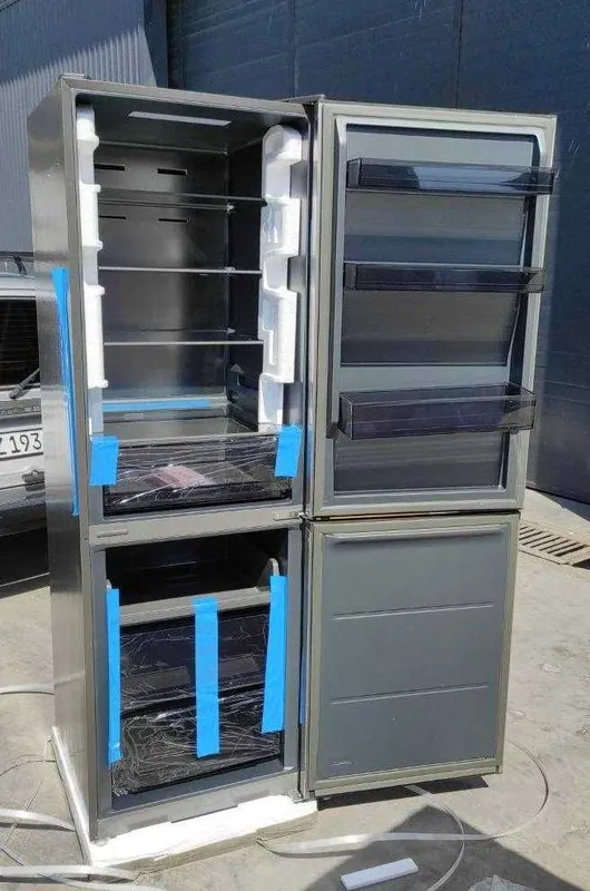 Холодильник Ziffler RFBF400SV Dark No Frost Inverter 409L Silver — фото 1