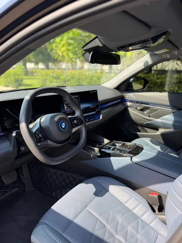 Bmw i5 naqd ga va savdo nasiya godovoy 20 % nomizga o’tkaziladi. 3 Bmw i5 naqd ga va savdo nasiya godovoy 20 % nomizga o’tkaziladi. 3