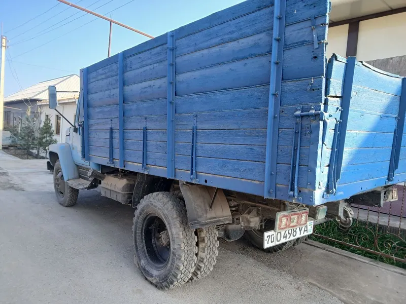 Gaz 52 sotiladi. КЕЛИШТИРИБ БЕРАМИЗ 2