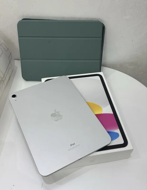 Ipad 10 th 64gb. 1