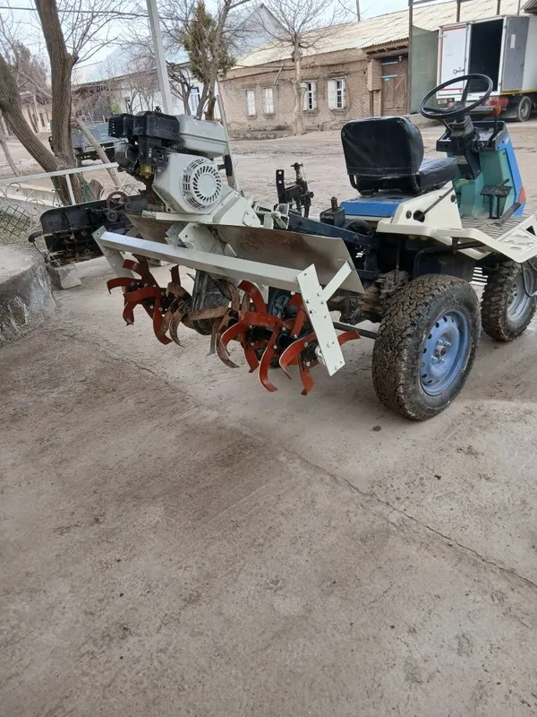 Мини 4×4трактори ва яна куп имкониятлари бор — фото 1 Мини 4×4трактори ва яна куп имкониятлари бор — фото 1