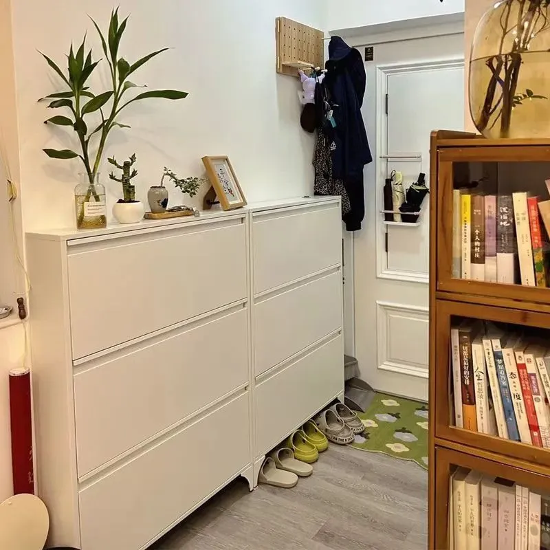 OYOQ KIYIM SHKAFI / DEVORGA QOTIRILADIGAN SHKAF