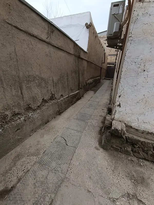 Eski hovli sotiladi 4 soʻtiqli eski shaharda — фото 1