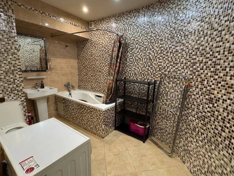3-комнатная квартира, 82 м², Мирабад 3