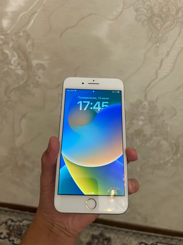 iPhone 8 Plus White 5