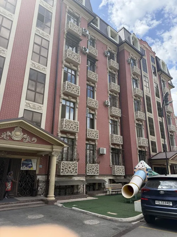 Срочно сдается премиум квартира 3/2/5 106 квадратных в ЖК Darhan Elite 8 Срочно сдается премиум квартира 3/2/5 106 квадратных в ЖК Darhan Elite 8