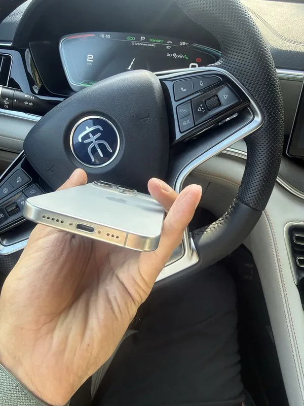 Iphone 15 pro sim срочно 1 Iphone 15 pro sim срочно 1