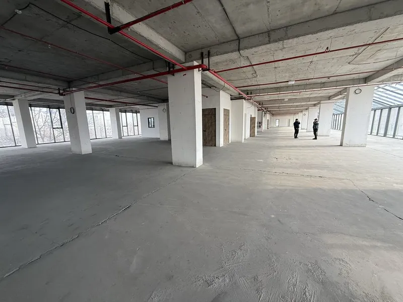Сдается помещения 1500м2 в А бизнес центре, Алайский рынок. SH83 — фото 2