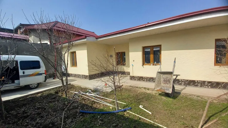 Дом 7 комнат 2.6 сотки Сайбойи, о-р ЖК Yangi Mahalla, Янгихаётский р-н 9 Дом 7 комнат 2.6 сотки Сайбойи, о-р ЖК Yangi Mahalla, Янгихаётский р-н 9