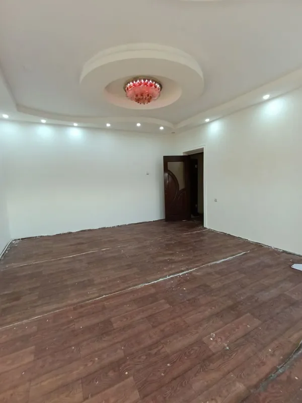 Продам 2х ком квартиру ТТЗ Базар 60м² среднее сост франция — фото 2
