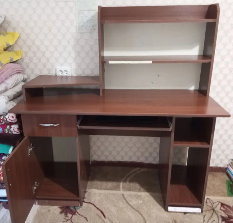 письменный стол, компьютерный стол 1 письменный стол, компьютерный стол 1
