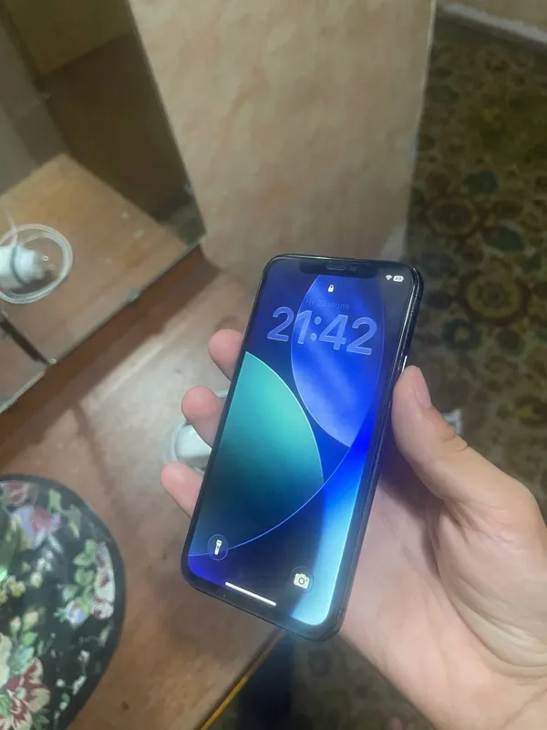 11 Pro, состояние хорошее, 64GB, ёмкость батареи 100%, Usulinni 1
