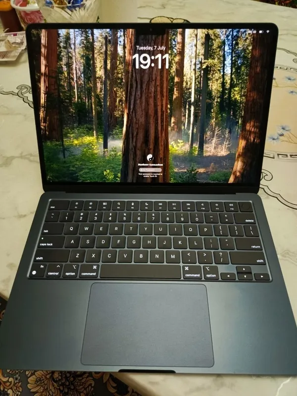 MacBook AIR M2 . 3 MacBook AIR M2 . 3