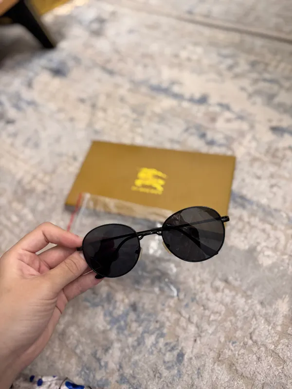 burberry achki 2 burberry achki 2