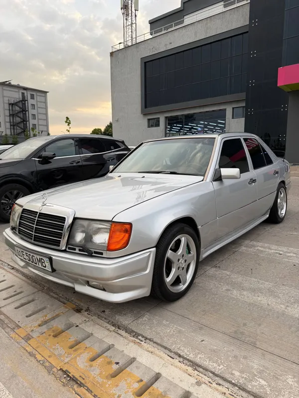 Mercedes Benz W124 1 Mercedes Benz W124 1