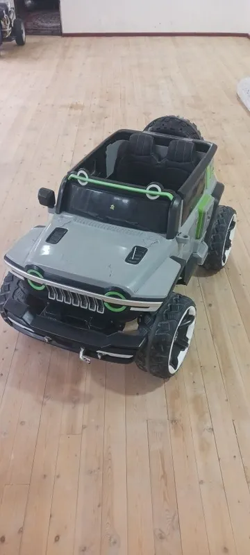 Elektro avto mashina