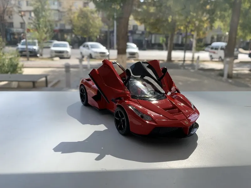 Моделька LaFerrari 1:24 6