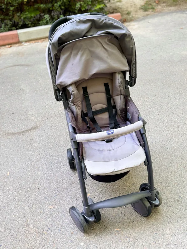 Chicco. Состояние хорошее.Цена 480.000