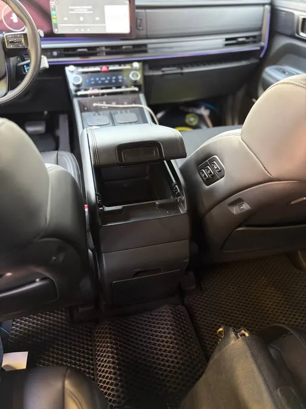 Hyundai Santa fe 4