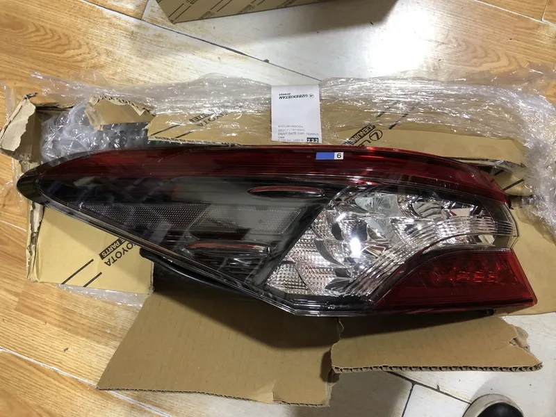 Toyota Camry 70 Zadni Stop
