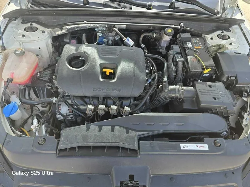 KIA K5 D02L белый