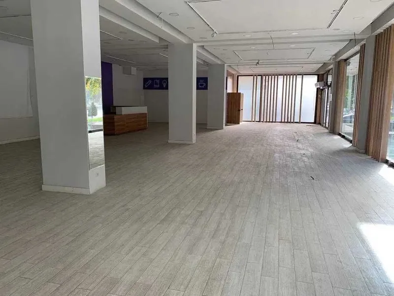 Премиальное здание под офис, клинику или банк | 1600 м² — фото 4