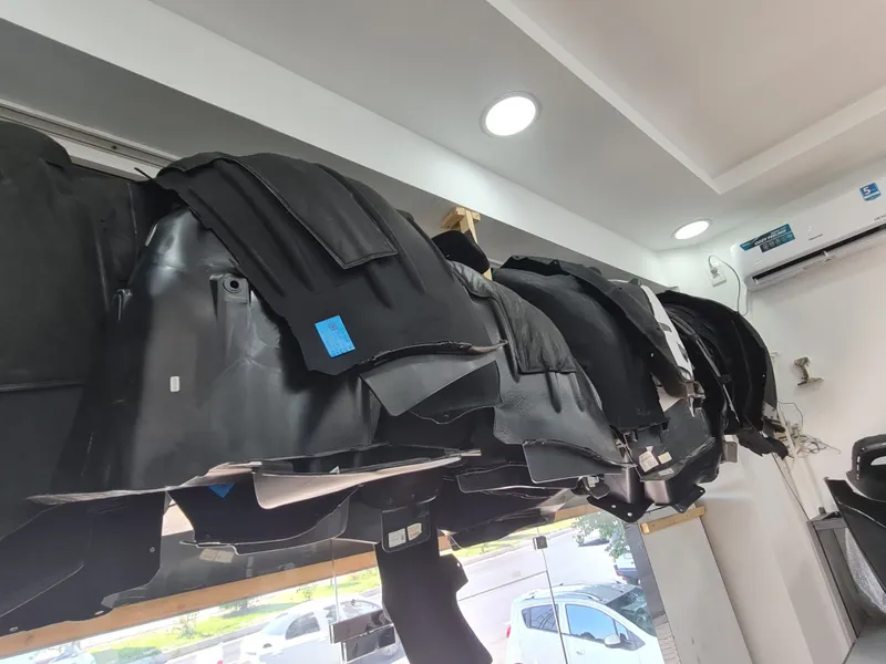 Byd avtomobili uchun podkrilnik