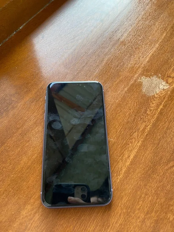 Iphone 11  sotiladi holat ideal batareya usilinyy — фото 2