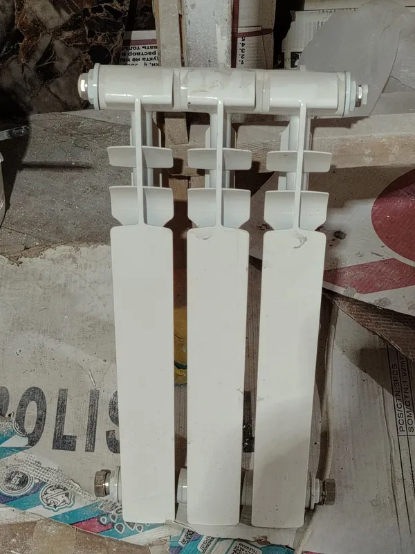 Ishlatilgan bimetall radiatorlar Ishlatilgan bimetall radiatorlar