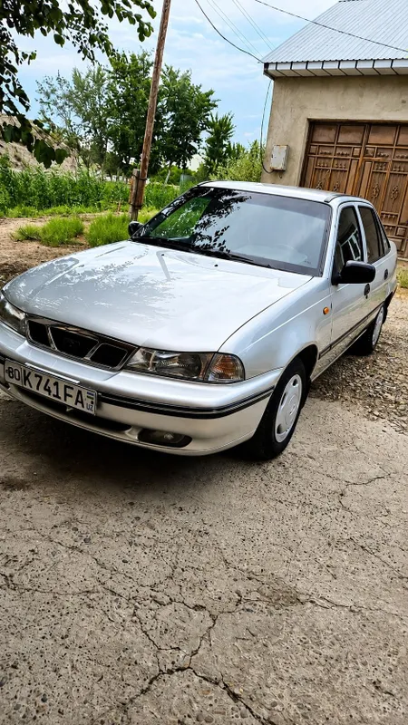 Daewoo Nexia sotiladi 35ming probeg