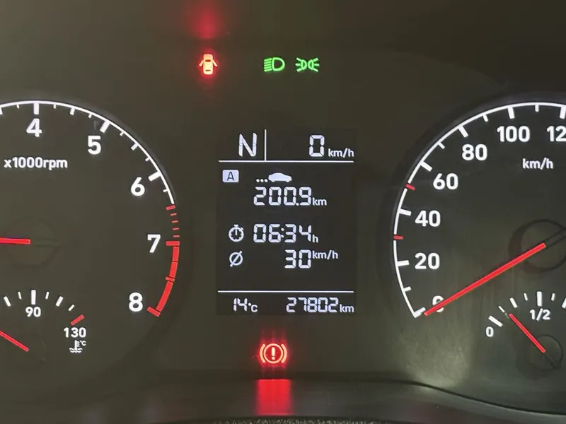 Hyundai accent(solaris) 2020 1.6mator 45ming probeg 6