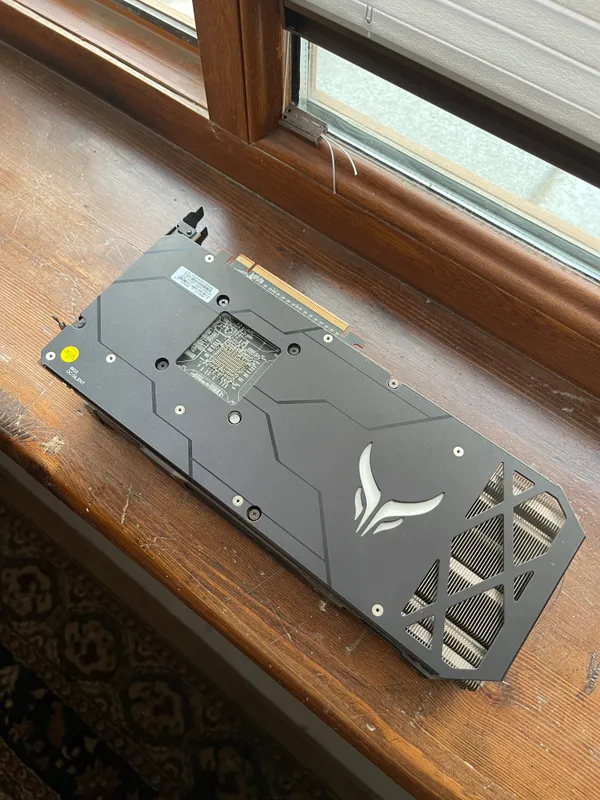 Red Devil Radeon RX 5700 XT 8GB — фото 5
