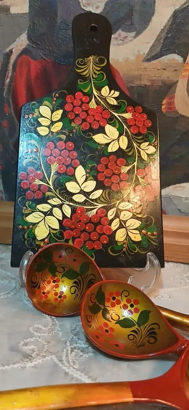 Сувениры красивые новые ложки и доски 5