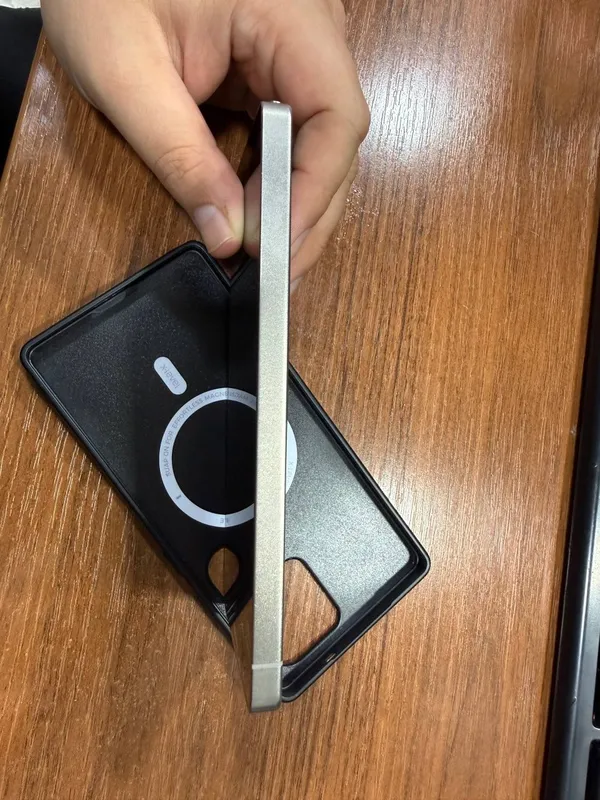 Samsung Galaxy S25 Ultra, Titanium Black, 12/256 GB обмен на Iphone 5
