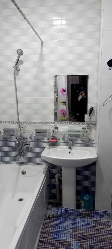 2 xonali kvartira barcha jixozlari bilan yangi remonti bilan sotiladi — фото 5