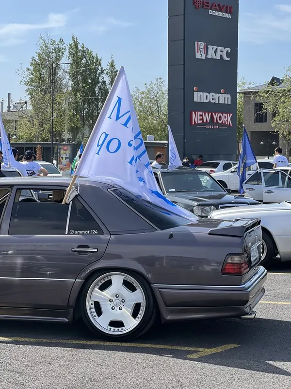 Mercedes benz W124 E320 sotiladi — фото 2