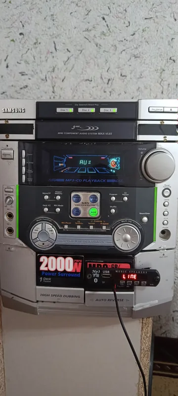 muzikalni sentr Samsung 2000wli 2