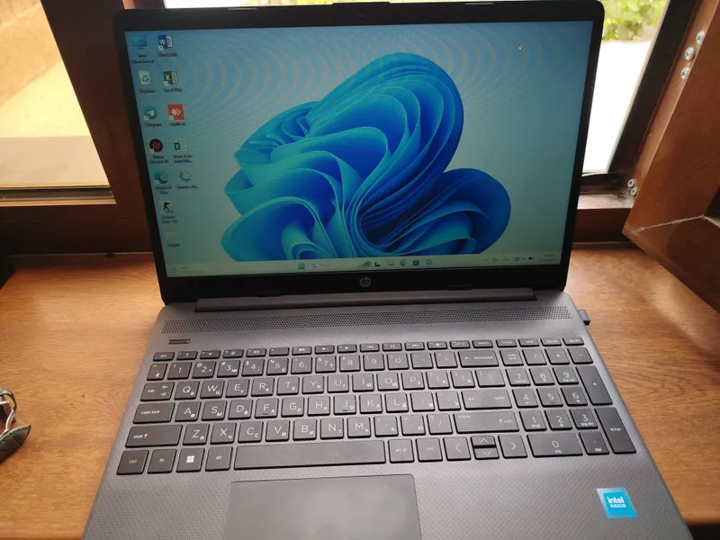 noutbuk hp Intel hotirasi 4/256 sumkasi ham bor — фото 1