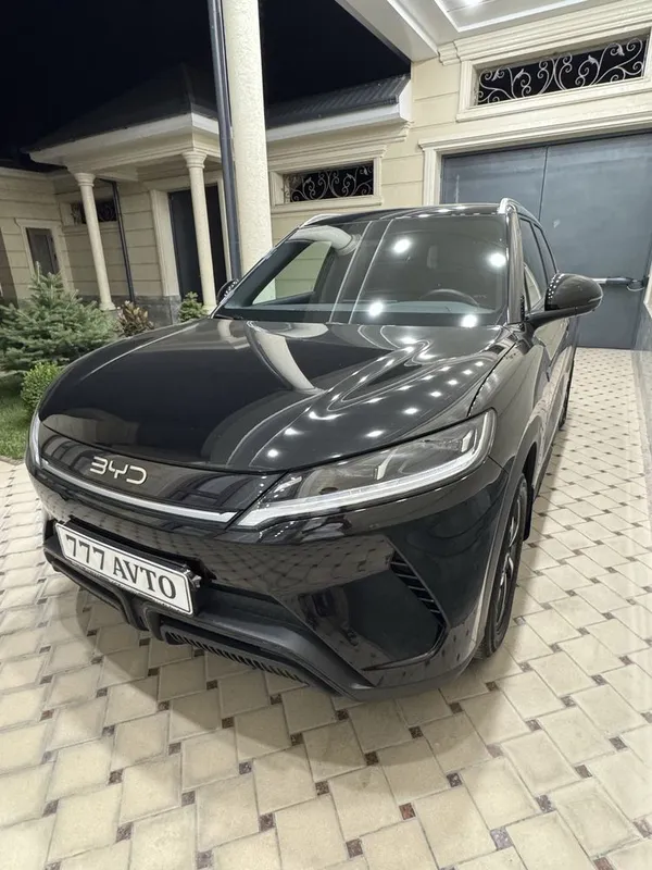 BYD Yuan Up 2025 yil 9000 probeg 1 BYD Yuan Up 2025 yil 9000 probeg 1