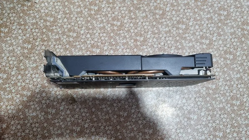 Видеокарта RX 470 4GB — фото 4 Видеокарта RX 470 4GB — фото 4