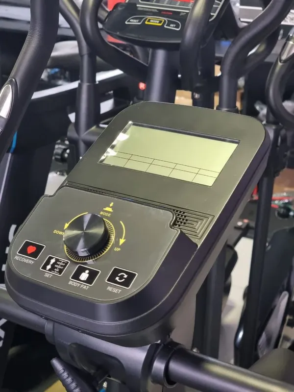 Velotrenajyor – 120 kg | 6 kg Maxovik | 8 Bosqichli Yuklanish 3 Velotrenajyor – 120 kg | 6 kg Maxovik | 8 Bosqichli Yuklanish 3