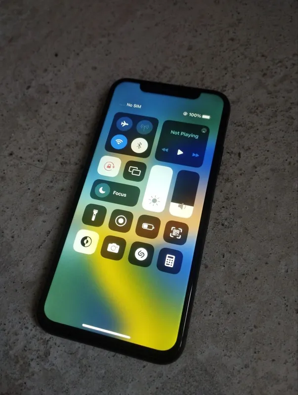 IPHONE X sotiladi 5