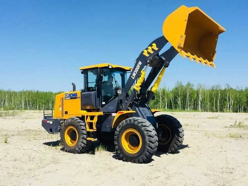 Фронтальный погрузчик XCMG LW300FN,LW300KN(В наличии) — фото 1